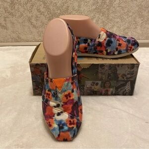 Toms Vibrant Floral Women's Flats
